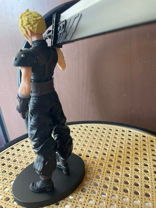 Action Figure Cloud FF7 Rebirth 22cm
