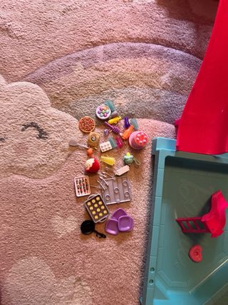 Casa Barbie con tobogán y piscina