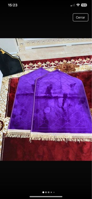 2 Alfombras moradas