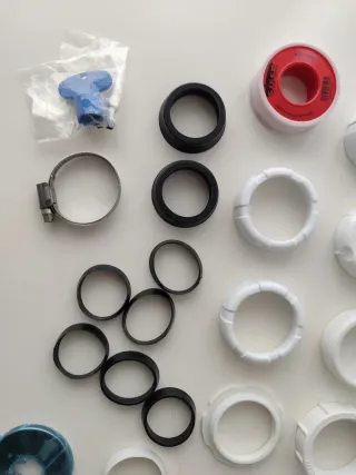 Lote piezas fontanería sifón, codos, reductor