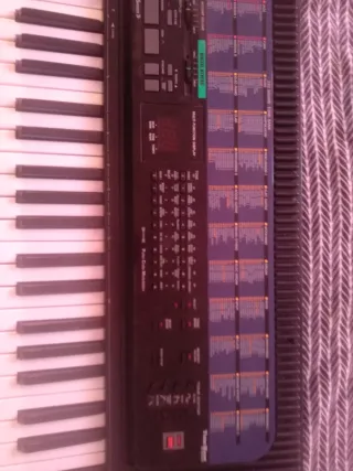 Teclado Casio CT-680