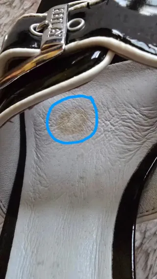 Sandalias Replay Negras y Blancas