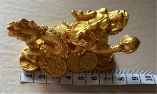Dragón Chino Suerte Feng Shui Dorado