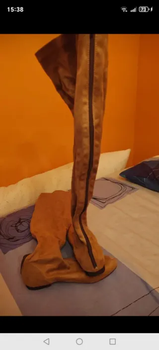 Botas altas tipo calcetín nuevas