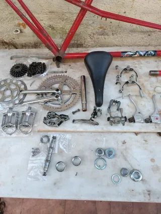 Bicicleta BH Clásica Roja para Restaurar