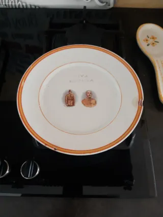 Plato Viva España con Franco y Queipo