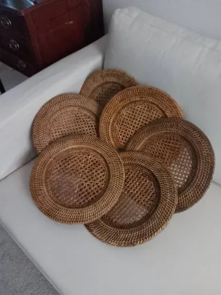 Bajoplatos de ratán natural (Set de 6)