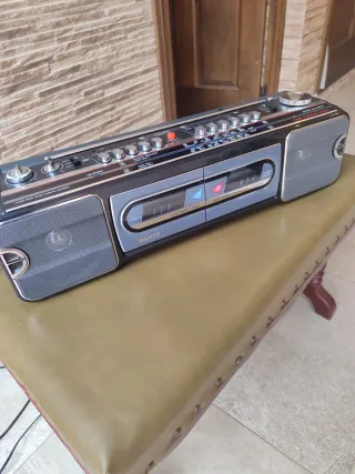 Radio Cassette Sanyo Vintage