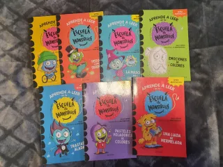 Lote 7 libros escuela de monstruos