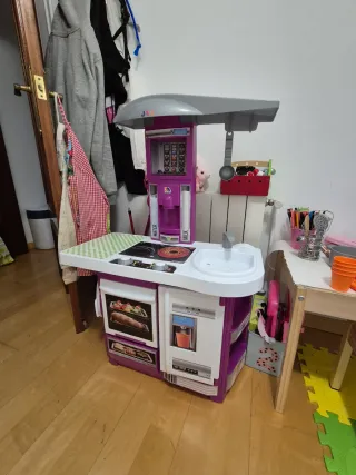 Cocinita de plástico para niños