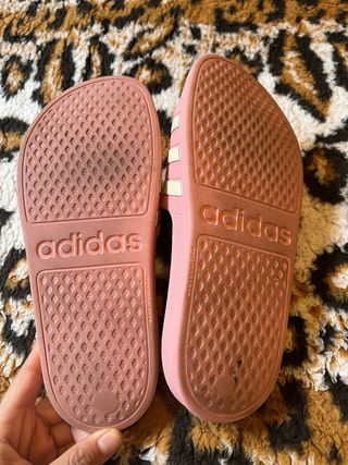 Chanclas Adidas rosas