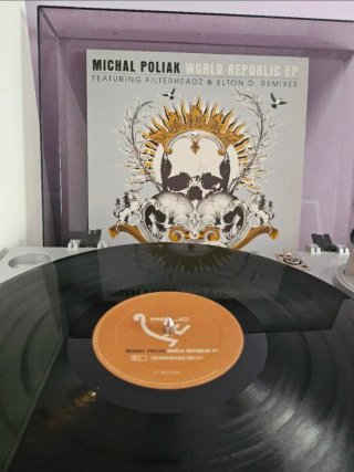 Lote 6 Vinilos Techno – Nuevos / Near Mint