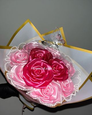 Ramo de flores eternas rosas y rojas