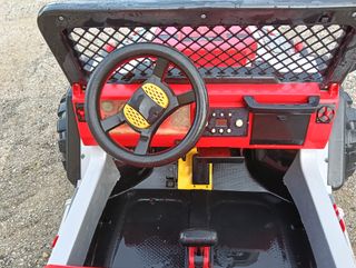 Coche todoterreno infantil Peg Perego Gaucho