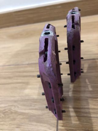Pedales de plataforma morados