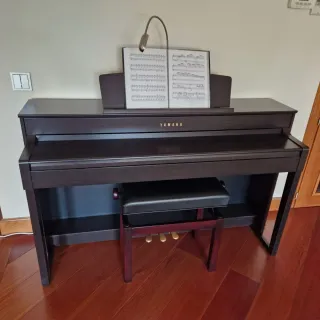 Piano Digital Yamaha CLP-545 T