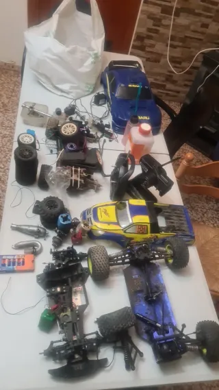 Piezas coche RC gasolina precio negociable