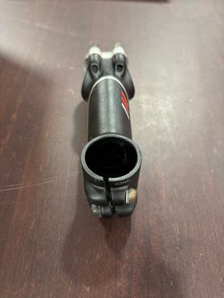 Sillín, pedales, portabidones y potencia