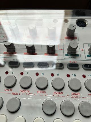 Sintetizador Granular Sonicware LIVEN Texture Lab