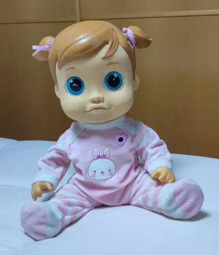 Muñeca Peke Baby Emma