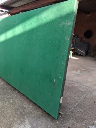 Mesa de trabajo verde