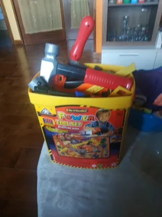 Cajón de herramientas infantil