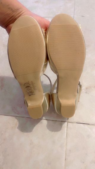 Zapatos niña talla 33 las dos 20€