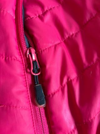 Chaqueta New Balance Rosa-Coral