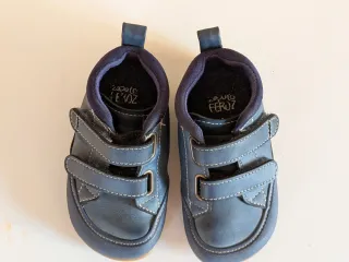 Zapato Feroz Talla L Invierno Azul marino.