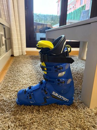 Botas de esquí Salomon 130 Carbon.