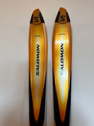 Esquís Salomon Axendo 7.5