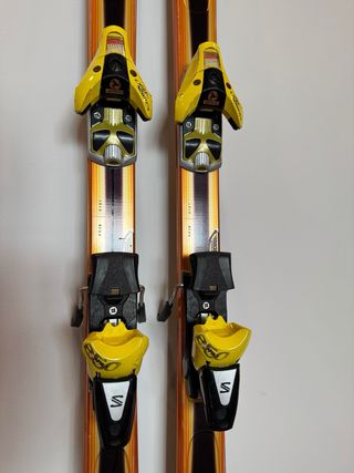 Esquís Salomon Axendo 7.5