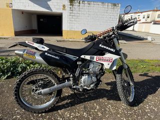 Kawasaki KLX250 Moto