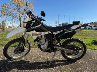 Kawasaki KLX250 Moto