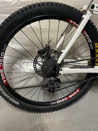 Bicicleta Kona MTB Doble Suspensión