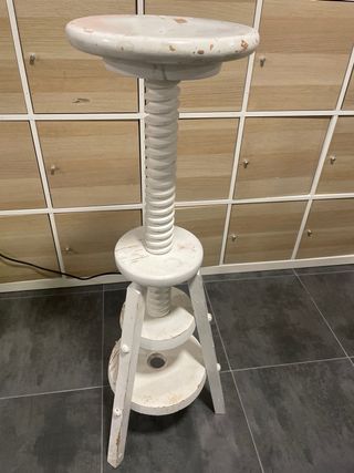 Taburete de madera blanco vintage