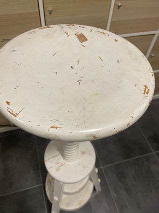 Taburete de madera blanco vintage