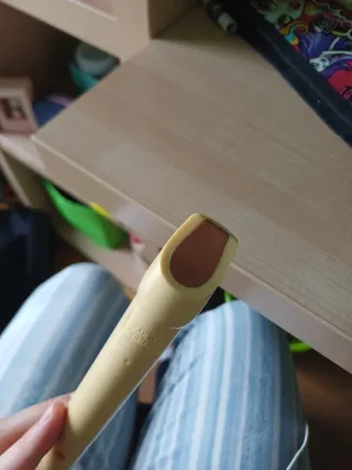 Flauta dulce color beige con funda