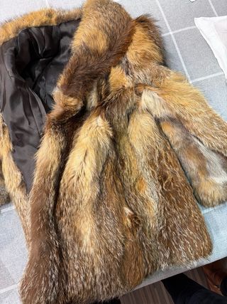 Abrigo de pelo de zorro