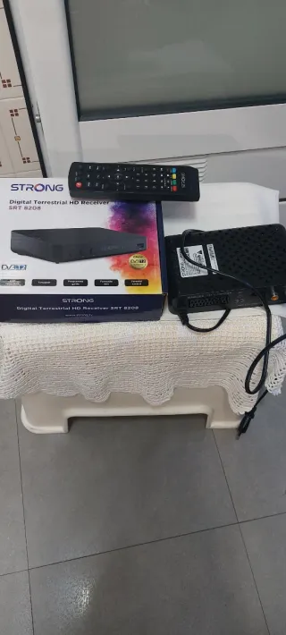 Receptor TDT HD STRONG SRT 8208