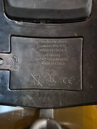 Mascara Kylo Ren Star Wars c/ modulador voz