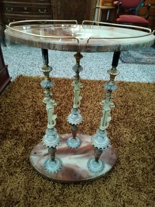 MESA AUXILIAR CON RUEDAS