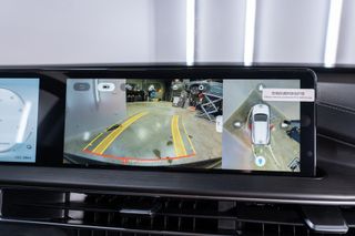 EBRO S400 1.5 DHE HEV Excellence CVT