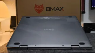 Computer portatile BMAX Y11 Plus 2-in-1 NUOVO DI ZECCA