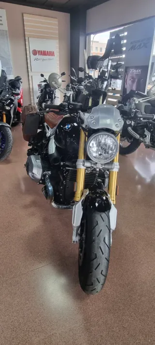 BMW R nineT 1200