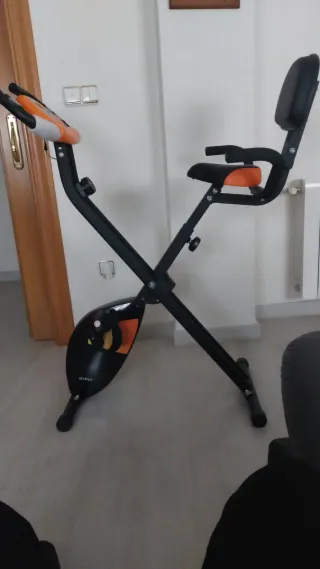 Bicicleta Estática Plegable con Respaldo