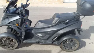 Qooder QV4 - Moto de 4 ruedas