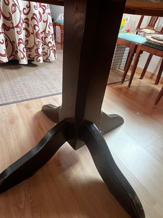 Mesa octogonal de madera y cerámica