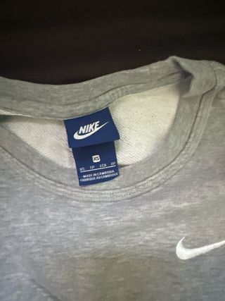 Sudadera Nike Gris
