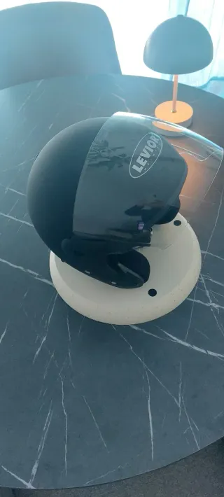 Casco Moto Negro con Visera, NUEVO, por ESTRENAR